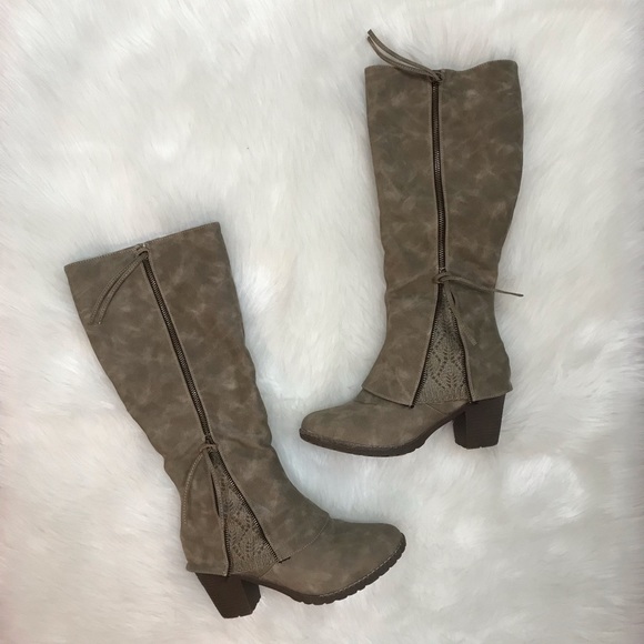 Muk Luks Shoes - MUK LUKS Lacy Tall Fashion Boot Size 9